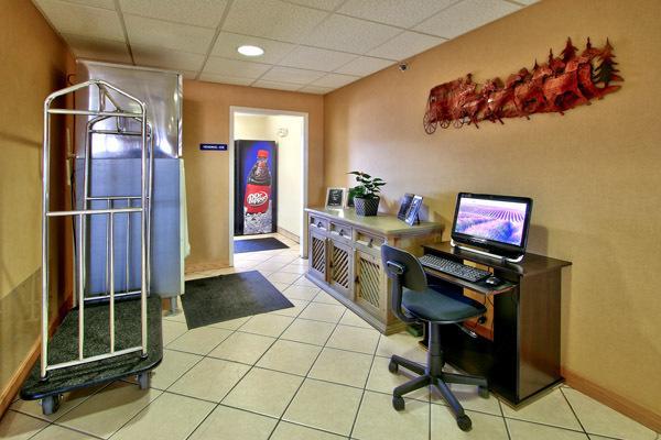 Western Skies Inn & Suites Los Lunas Exteriör bild