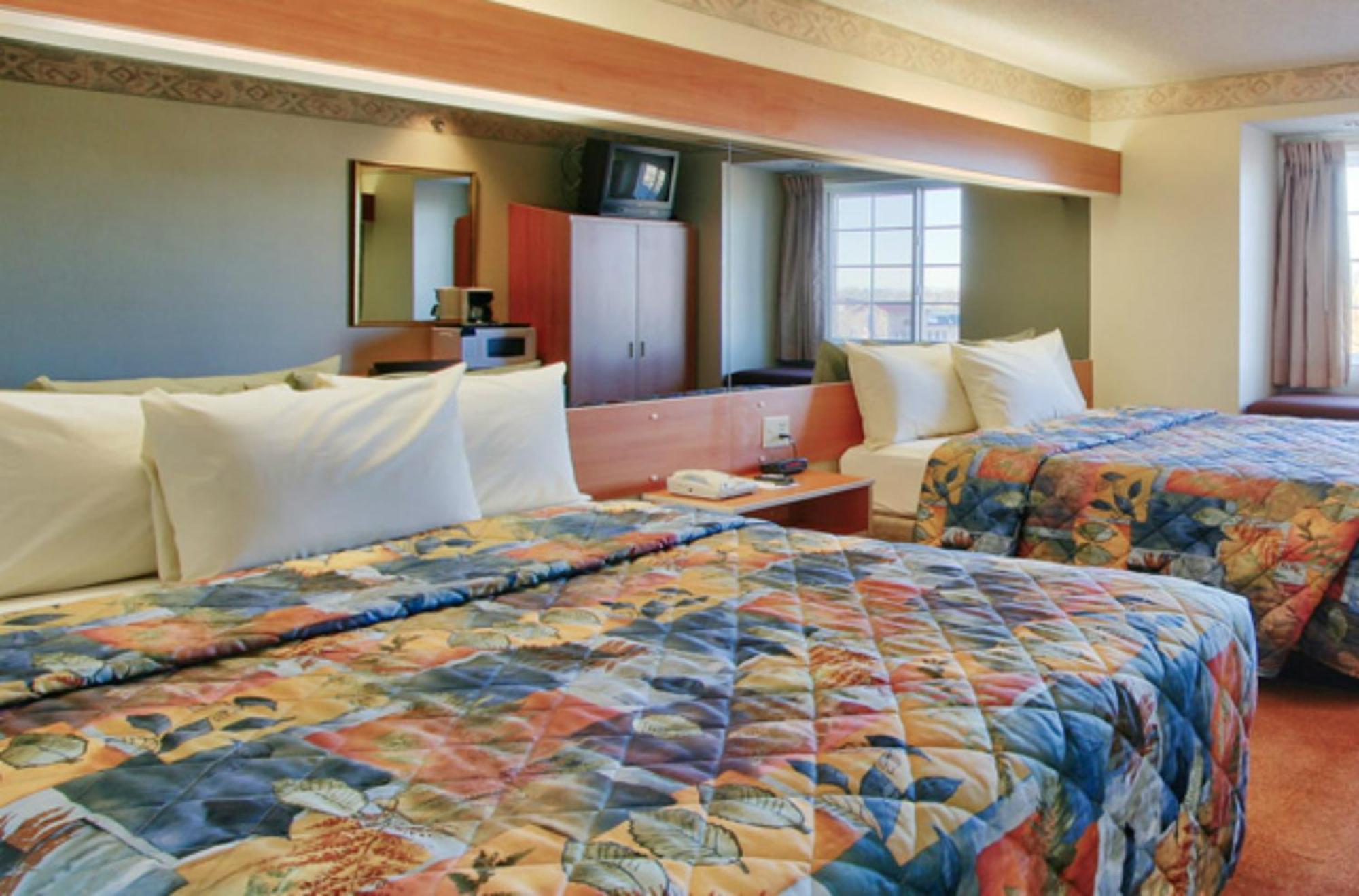 Western Skies Inn & Suites Los Lunas Exteriör bild