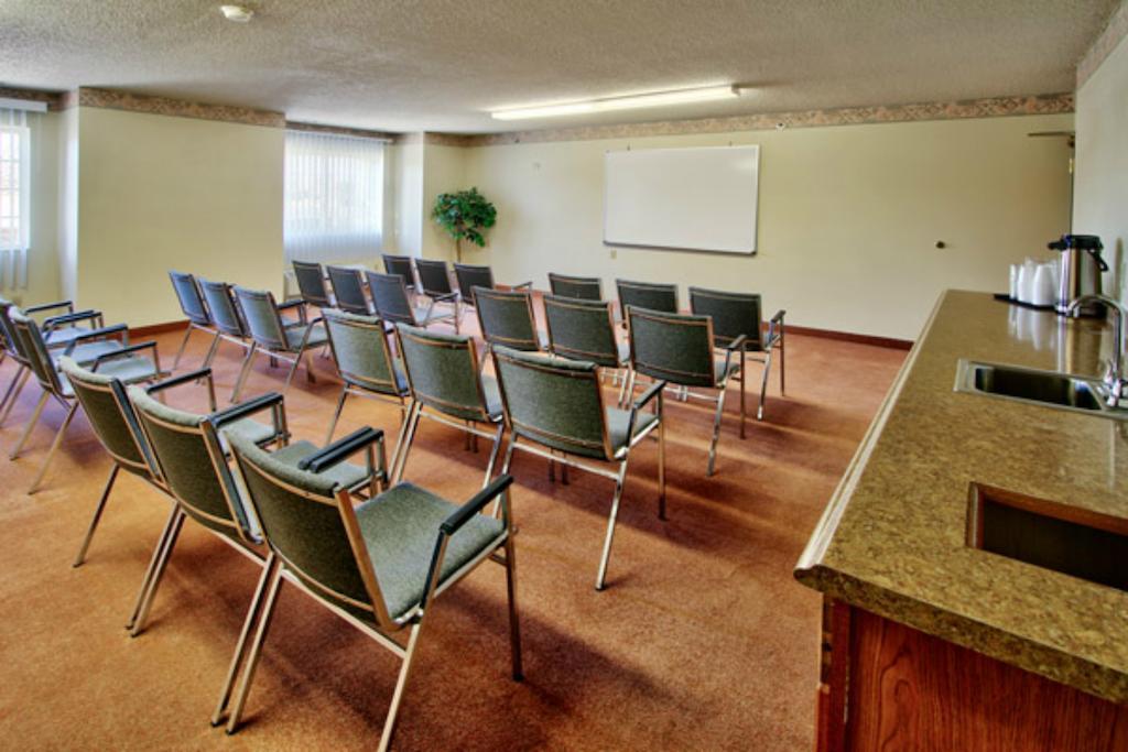 Western Skies Inn & Suites Los Lunas Exteriör bild